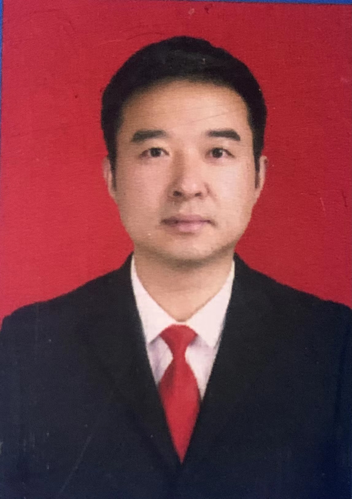 杨贤巍